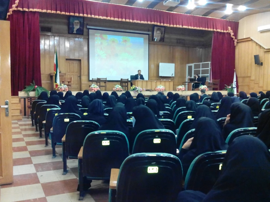 برگزاری  جلسه توجیهی برخی مسایل حوزه آموزش و امتحانات مرکز آموزش عالی سلمان فارسی فارس