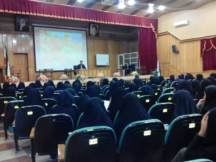 برگزاری  جلسه توجیهی برخی مسایل حوزه آموزش و امتحانات مرکز آموزش عالی سلمان فارسی فارس