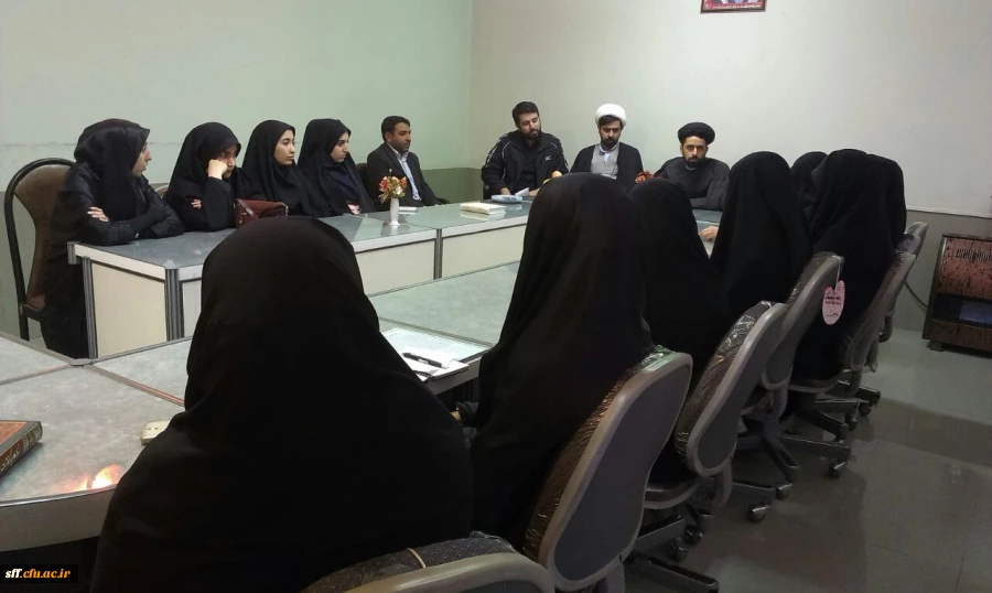 بازدید بازرس تعلیم و تربیت سازمان بسیج دانشجویی کشور حجت الاسلام و المسلمین فروتن از حلقه های صالحین مرکز آموزش عالی سلمان فارسی