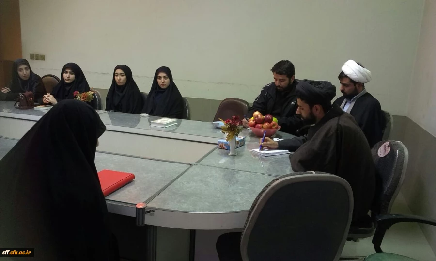 بازدید بازرس تعلیم و تربیت سازمان بسیج دانشجویی کشور حجت الاسلام و المسلمین فروتن از حلقه های صالحین مرکز آموزش عالی سلمان فارسی