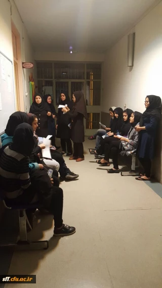 ویزیت دانشجویان توسط دکتر زهرا معتمدی در دانشگاه به صورت ماهانه