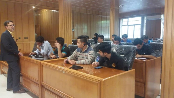 اجرای پیمایش موبایلی در واحد دانشگاهی سلمان فارسی شیراز