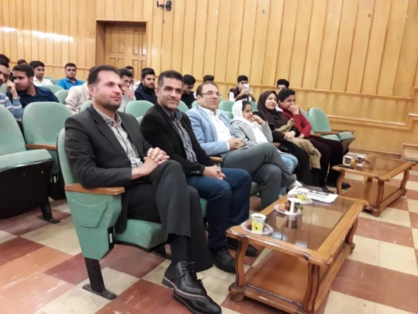 برگزاری جشن آغاز امامت امام زمان (عج) در واحد دانشگاهی سلمان فارسی شیراز