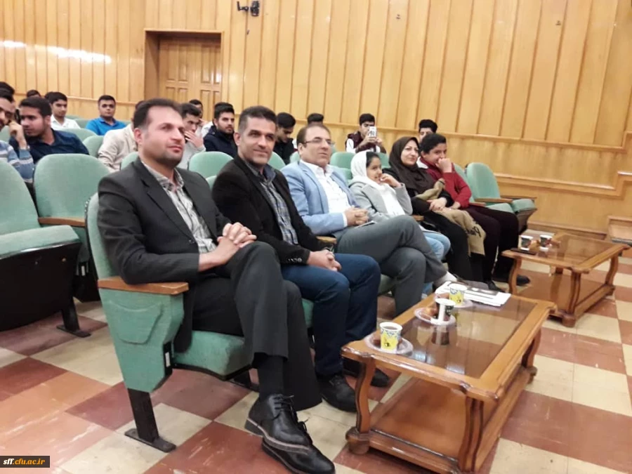 برگزاری جشن آغاز امامت امام زمان (عج) در واحد دانشگاهی سلمان فارسی شیراز