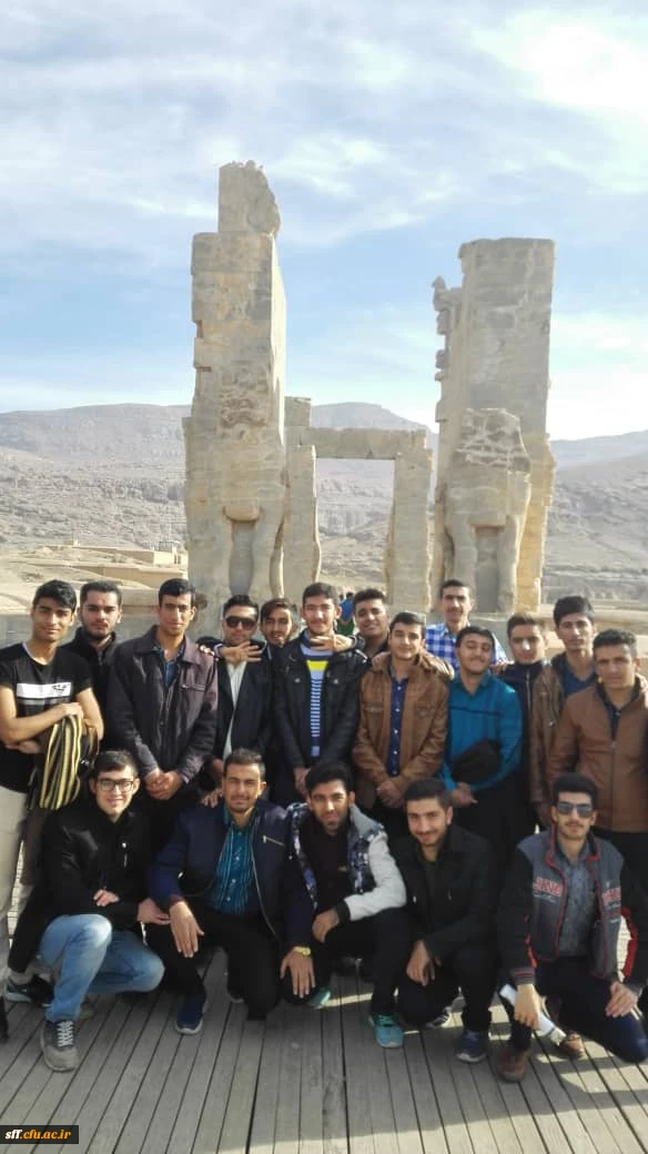 اردوی یکروزه دانشجو معلمان به تخت جمشید  2