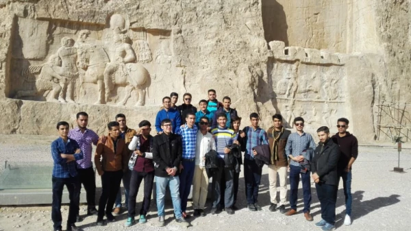 اردوی یکروزه دانشجو معلمان به تخت جمشید  6