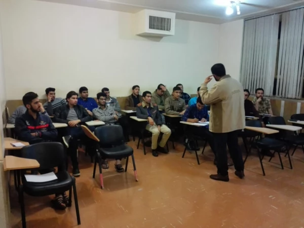 کارگاه روش حفظ قران کریم
اولین کارگاه روش حفظ قران کریم با حضور استاد مهدی کشاورز قاری و حافظ بین المللی قرآن کریم  2