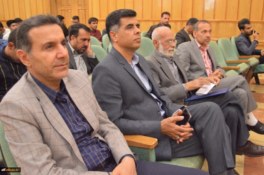 به مناسبت میلاد مسعود حضرت ولی عصر (عج) در واحد دانشگاهی سلمان فارسی با حضور دکتر اناری نژاد سرپرست محترم مدیریت پردیس های دانشگاه فرهنگیان  استان فارس، دکتر تقوی، دکتر فلاحی مراسم جشنی برگزار گردید،  2