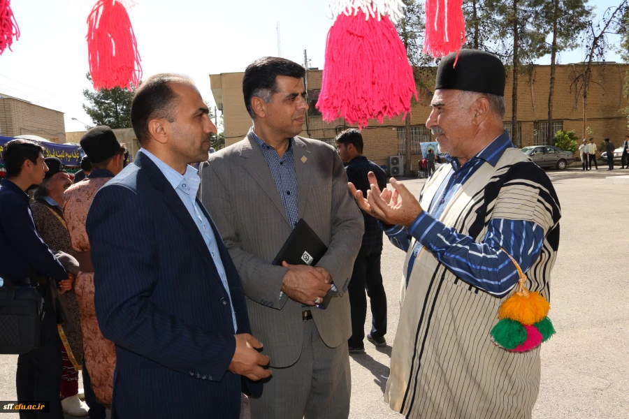 برگزاری همایش اقوام به مناسبت هفته خوابگاه ها درتایخ 98/02/09 در واحد دانشگاهی سلمان فارسی شیراز برگزار شد . 6