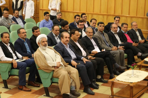 برگزاری همایش اقوام به مناسبت هفته خوابگاه ها درتایخ 98/02/09 در واحد دانشگاهی سلمان فارسی شیراز برگزار شد . 7
