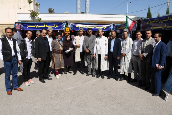 برگزاری همایش اقوام به مناسبت هفته خوابگاه ها درتایخ 98/02/09 در واحد دانشگاهی سلمان فارسی شیراز برگزار شد . 2