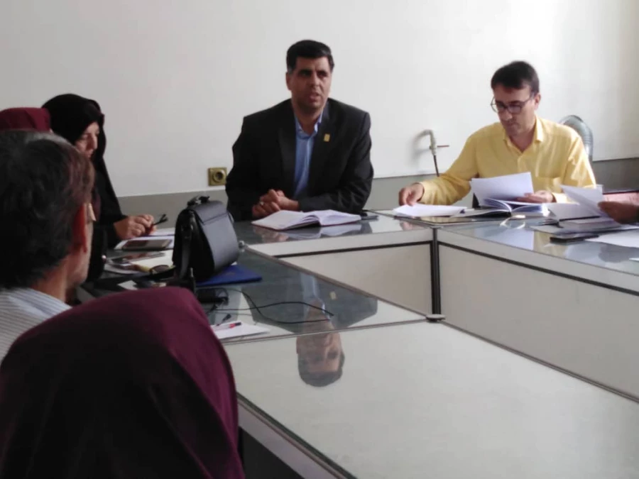 برگزاری جلسه شورای اداری در 22 اردیبهشت ماه 1398در واحد دانشگاهی سلمان فارسی شیراز 3