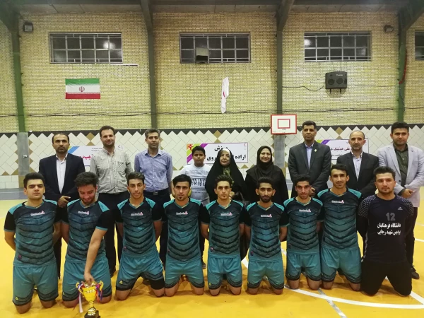 قهرمانی تیم فوتسال تربیت بدنی واحد دانشگاهی سلمان فارسی شیراز  5