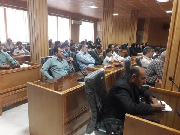 دیدار صمیمانه دکتر حسین افلاکی فرد مدیریت دانشگاه فرهنگیان استان فارس با کارکنان دانشگاه 7