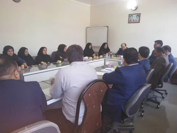 برگزاری جلسه شورای اداری واحد دانشگاهی سلمان فارسی با حضور مدیریت محترم دانشگاه فرهنگیان استان فارس 4