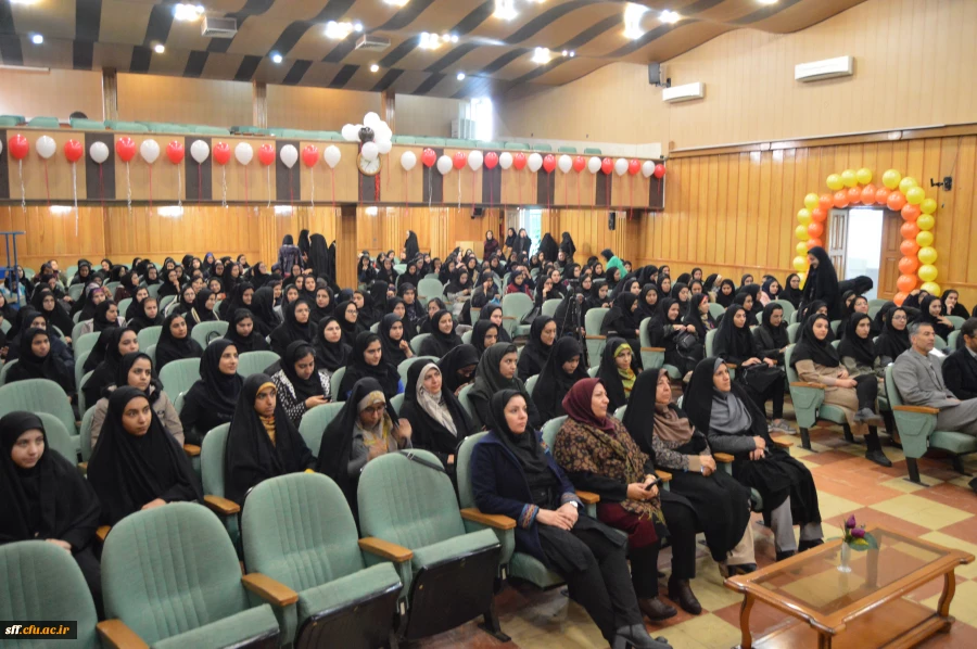 برگزاری مراسم روز دانشجو با حضور مدیریت محترم امور پردیس های استان وسرپرست واحد دانشگاهی مرکز  سلمان و کارکنان و دانشجویان  در مرکز سلمان فارسی شیراز  7