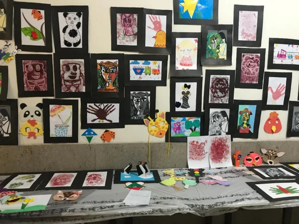 نمایشگاه دست ساخته های دانشجویان رشته علوم تربیتی کارگاه هنر با استاد جنتی 3