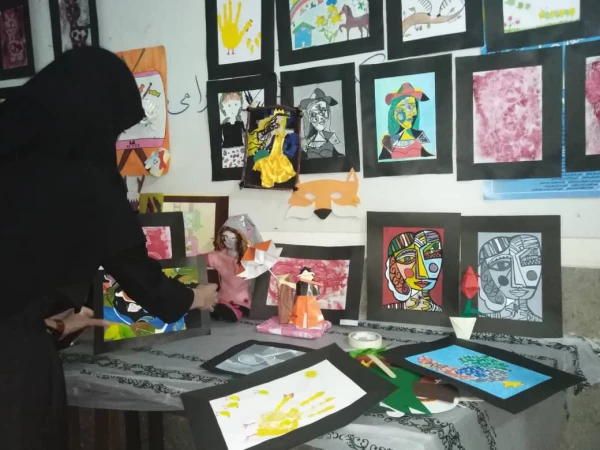 نمایشگاه دست ساخته های دانشجویان رشته علوم تربیتی کارگاه هنر با استاد جنتی 5