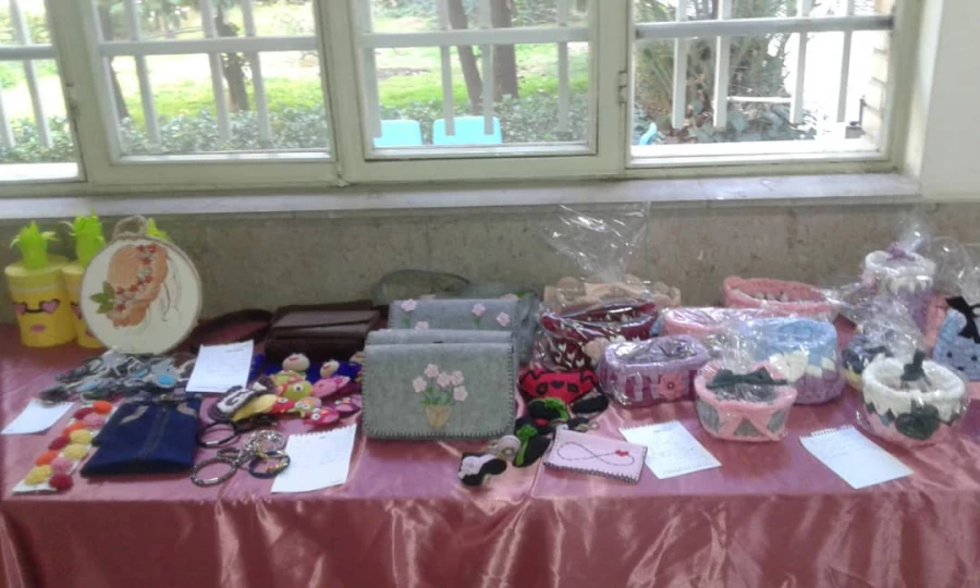 برپایی نمایشگاه دست ساخته های کانون های سلمان فارسی شیراز به مناسبت ایام اله دهه فجر 7