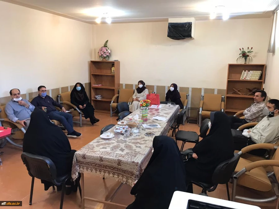 حضور جناب آقای دکتر افلاکی فرد در واحد دانشگاهی سلمان فارسی شیراز و جلسه با اساتید این واحد دانشگاهی در تاریخ 99/03/18 2