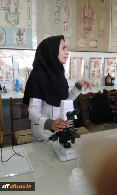 برگزاری کارگاه کار با میکروسکوپ