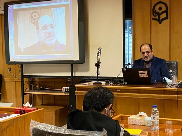 به مناسبت هفته پژوهش در تاریخ 1399/10/09 مراسمی با حضور پژوهشگران برتر دانشگاه فرهنگیان در واحد دانشگاهی سلمان فارسی شیرازبرگزار شد. 2