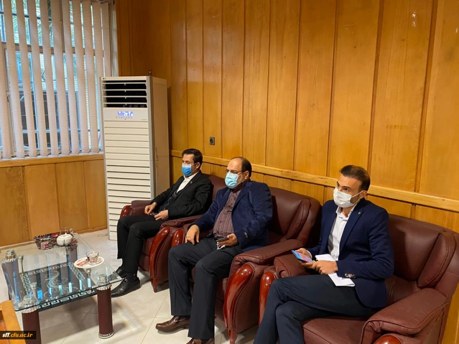 به مناسبت هفته پژوهش در تاریخ 1399/10/09 مراسمی با حضور پژوهشگران برتر دانشگاه فرهنگیان در واحد دانشگاهی سلمان فارسی شیرازبرگزار شد. 2