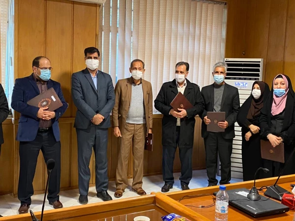 به مناسبت هفته پژوهش در تاریخ 1399/10/09 مراسمی با حضور پژوهشگران برتر دانشگاه فرهنگیان در واحد دانشگاهی سلمان فارسی شیرازبرگزار شد. 2