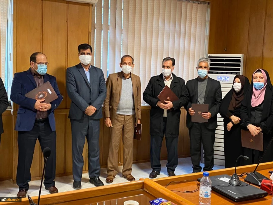 به مناسبت هفته پژوهش در تاریخ 1399/10/09 مراسمی با حضور پژوهشگران برتر دانشگاه فرهنگیان در واحد دانشگاهی سلمان فارسی شیرازبرگزار شد. 2