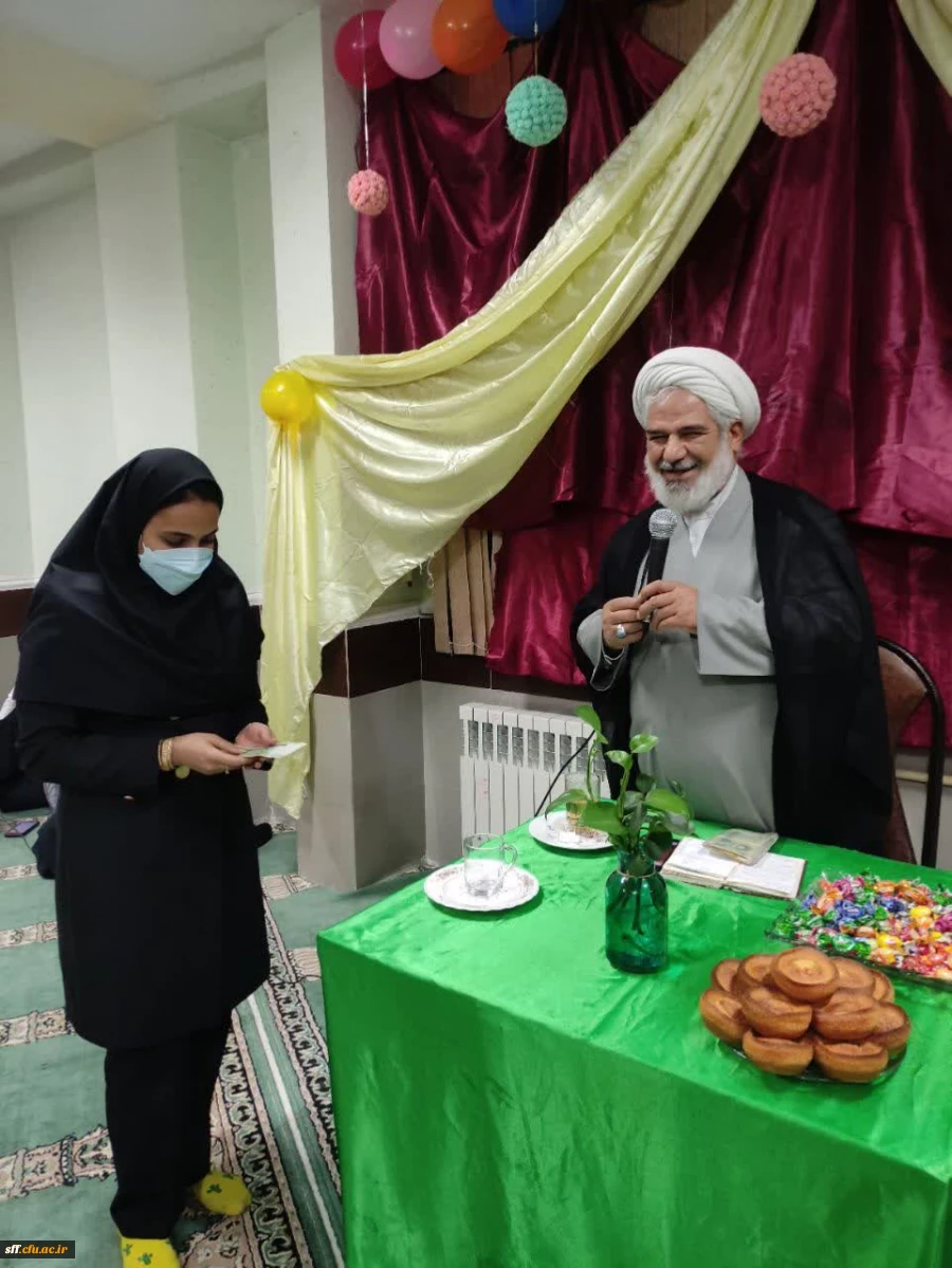 با همت هیات امام موسی بن جعفر (ع)بسیج دانشجوی و دفتر نهاد رهبری در دانشگاه جشن میلاد پیامبر اکرم (ص) و امام جعفر صادق (ع) در مرکز سلمان فارسی شیراز برگزار شد 2