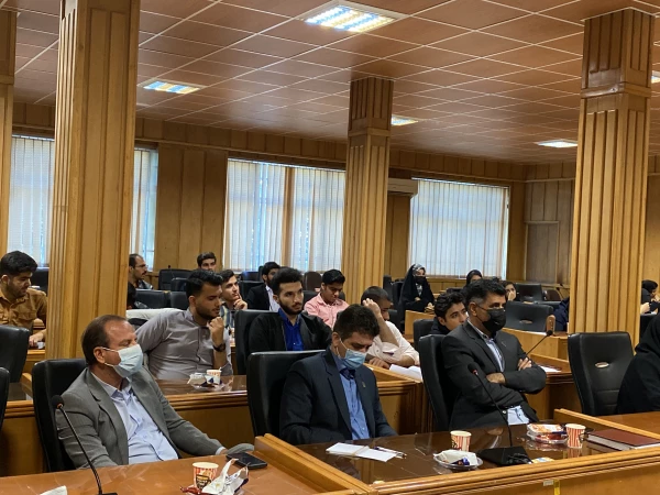 برگزاری چهارمین نشست تخصصی انجمن های ورزش خوابگاهی دانشجویی پردیس ها و مراکز دانشگاه فرهنگیان استان فارس در مرکز سلمان فارسی شیراز برگزار شد 3