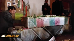 همزمان با ایام شهادت حضرت فاطمه زهرا (س) مراسم استقبال و تشییع از شهید دانش آموز گمنام در مرکز سلمان فارسی شیراز 
 2