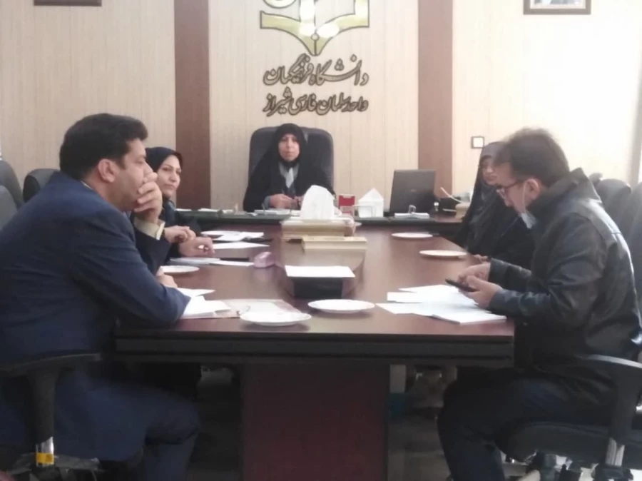 برگزاری جلسه شورای مشورتی مر کز سلمان فارسی شیراز با حضور ریاست محترم مرکز سلمان فارسی و اعضای شورای مشورتی
 2