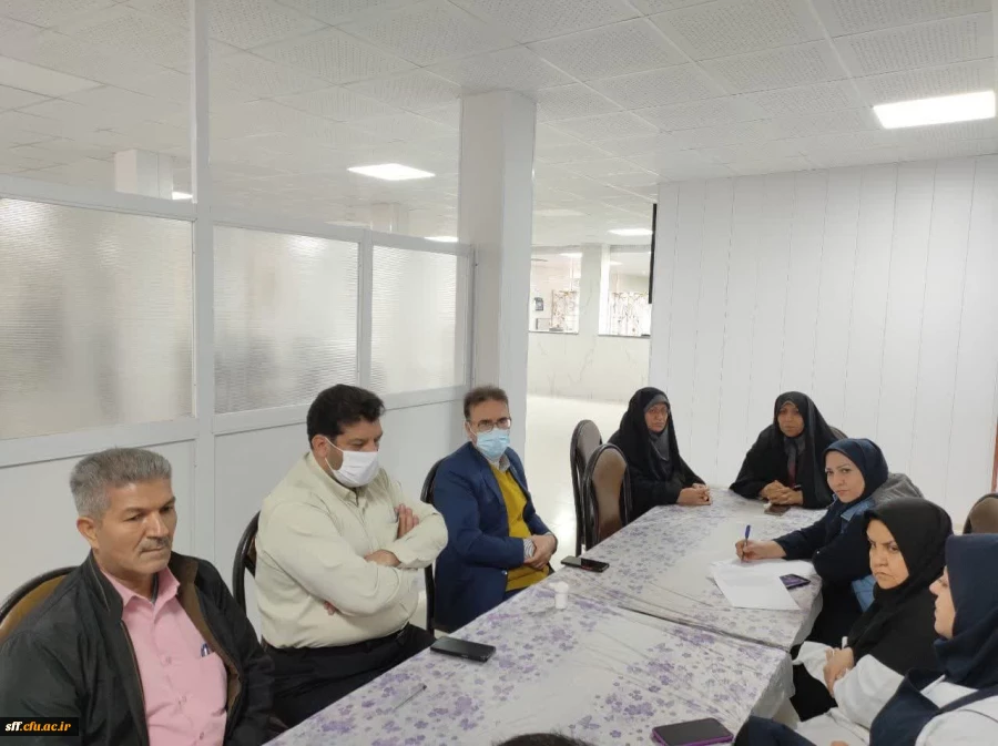 جلسه با نیروهای سلف سرویس مرکز سلمان فارسی شیراز 2