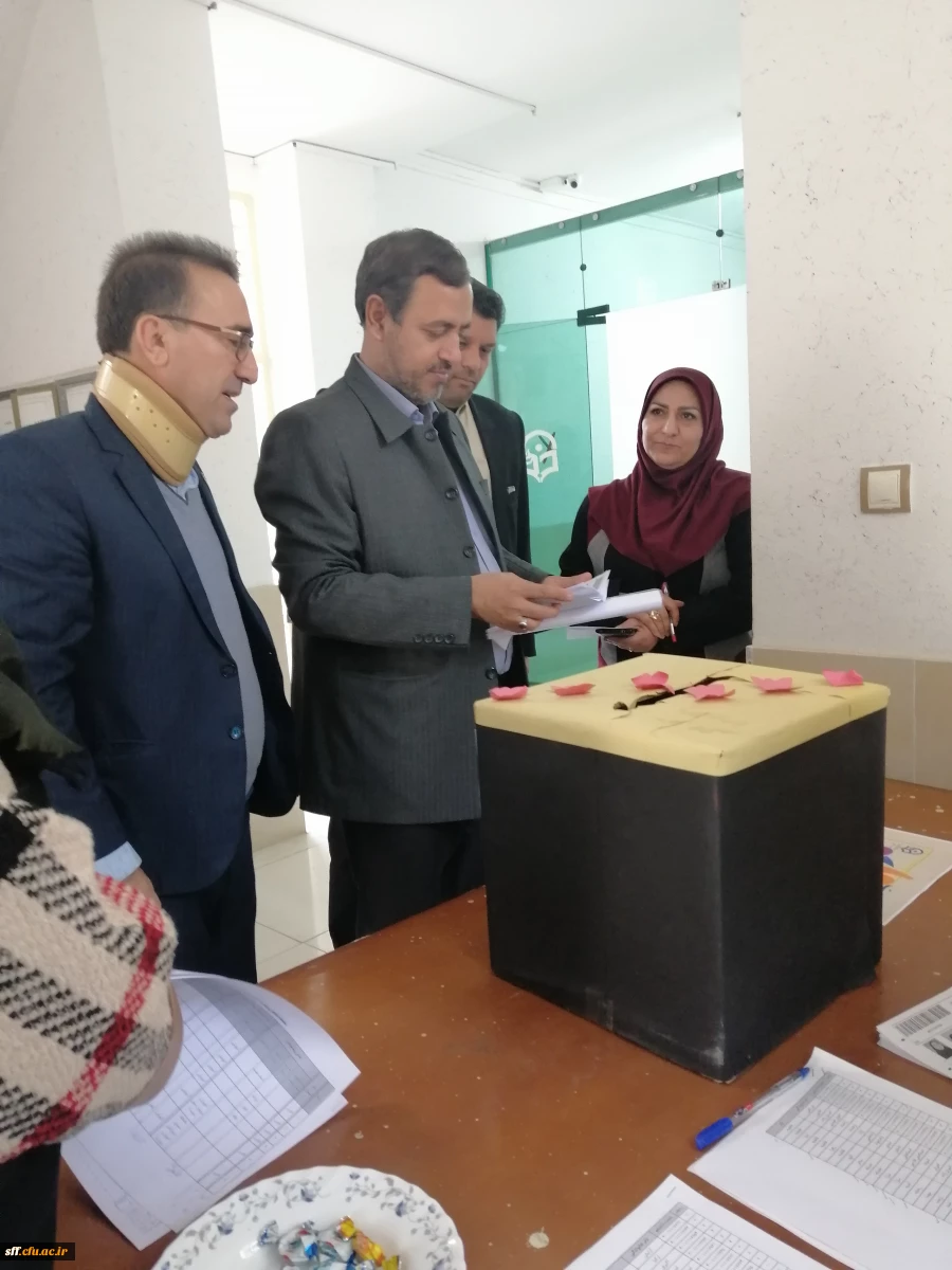 برگزاری ششمین دوره انتخابات کانون همیاران بهداشت و سلامت جسم و روان در مرکز سلمان فارسی شیراز  2