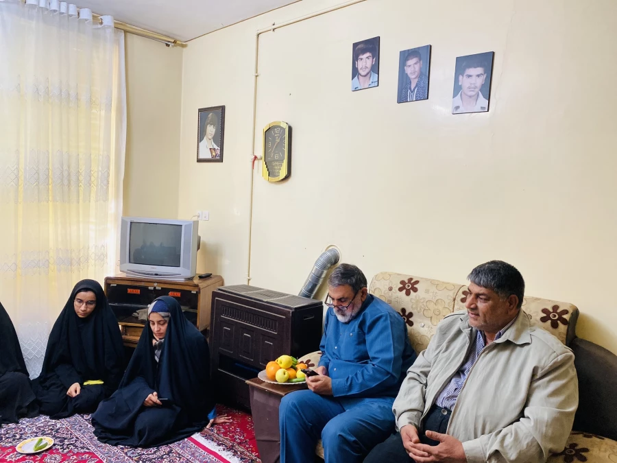 دیدار با خانواده شهید حسین علیپور اسیری 3
