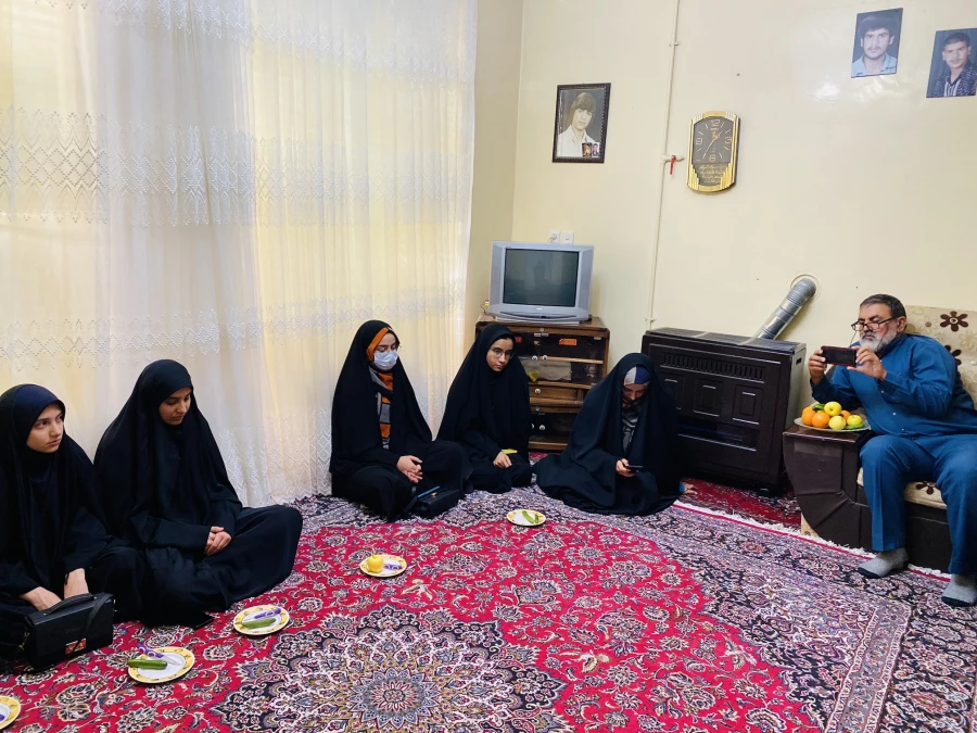 دیدار با خانواده شهید حسین علیپور اسیری 6