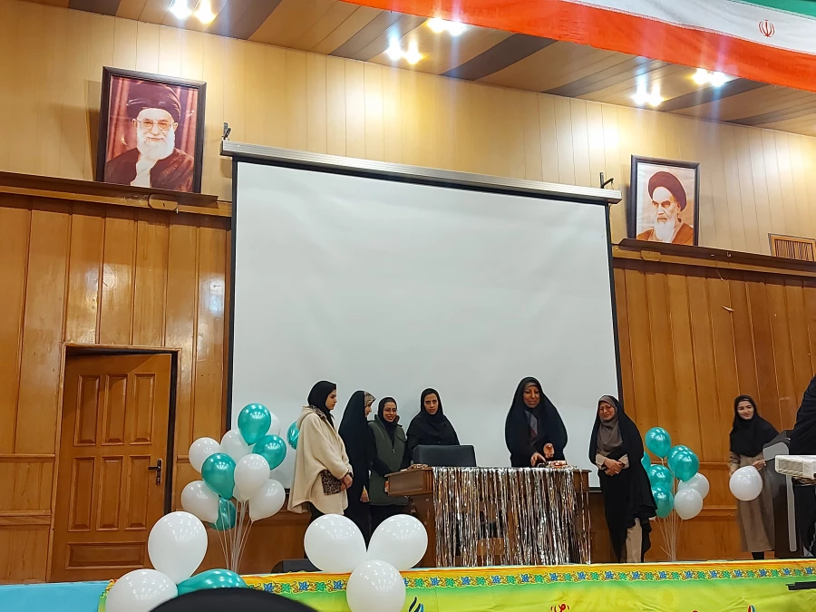 برگزاری مراسمی به مناسبت عید مبعث و شروع ترم نیمسال دوم در مرکز سلمان فارسی 6