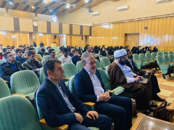 برگزاری  نشست علمی  نقش دانشگاه فرهنگیان و تحول در تعلیم و تربیت با محوریت اندیشه های آیت الله خامنه ای در مرکز سلمان فارسی شیراز  2