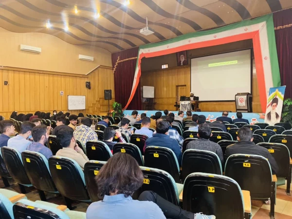 برگزاری  نشست علمی  نقش دانشگاه فرهنگیان و تحول در تعلیم و تربیت با محوریت اندیشه های آیت الله خامنه ای در مرکز سلمان فارسی شیراز  4