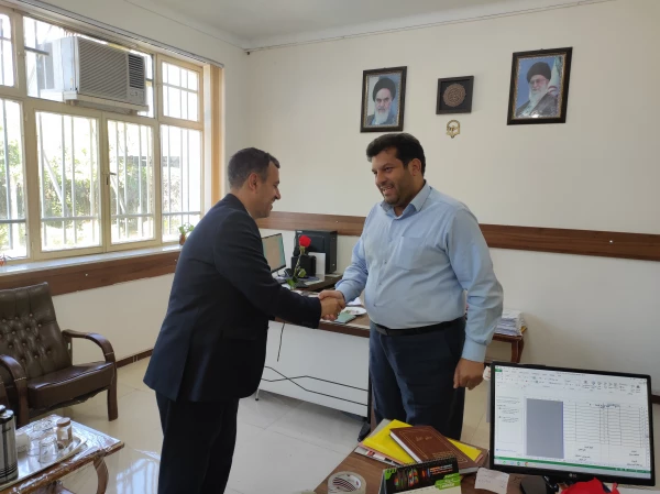 تقدیر مدیریت دانشگاه فرهنگیان استان فارس از اساتید و کارمندان واحد دانشگاهی سلمان فارسی شیراز به مناسبت هفته معلم 5