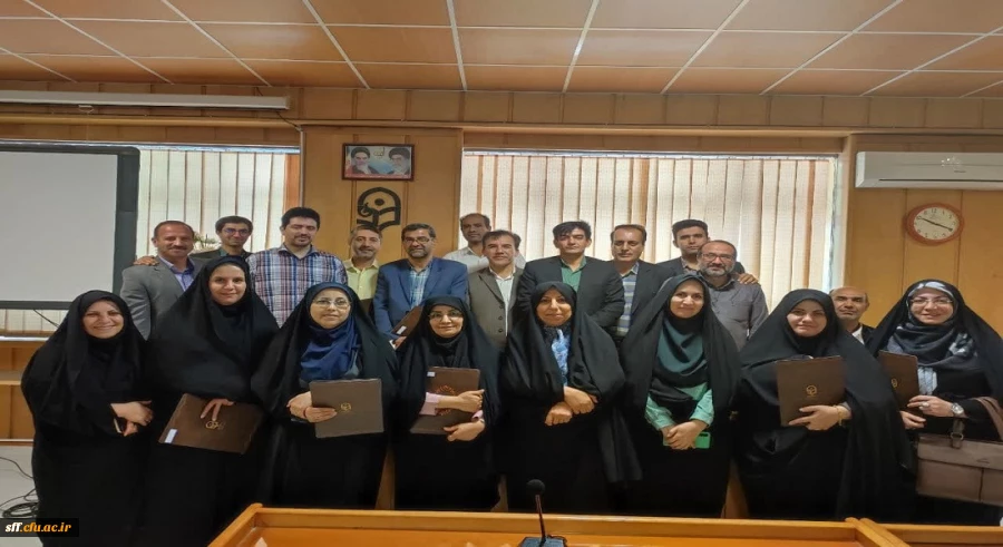 تجلیل از سرپرستان سراهای دانشجویی دانشگاه فرهنگیان استان فارس 2