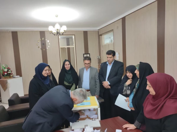 برگزاری انتخابات شورای صنفی واحد دانشگاهی سلمان فارسی شیراز 4