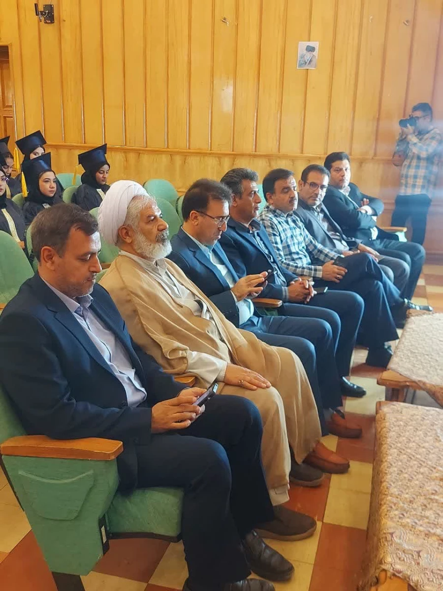 آیین دانش آموختگی دانشجومعلمان  ورودی ۹۸ واحد دانشگاهی سلمان فارسی شیراز 18