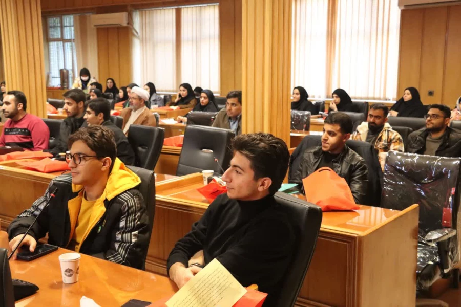 ویژه برنامه یلدایی دانشجویان شاهد و ایثارگر
 6