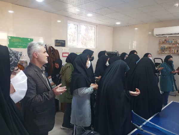 بازدید دانشجومعلمان دانشگاه فرهنگیان سلمان فارسی از بیمارستان جانبازان جنت شیراز و تکریم مقام جانبازان 4