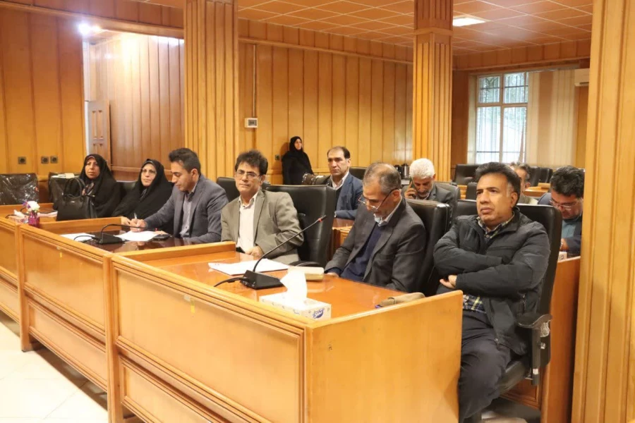 جلسه شورای آموزشی دانشگاه فرهنگیان فارس در سالن جلسات واحد سلمان فارسی شیراز برگزار شد. 4