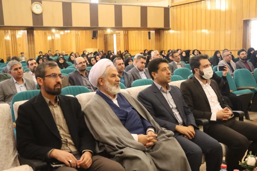 برگزاری کارگاه "خودسازی، جامعه پردازی و تمدن سازی" با هدف تبیین جایگاه دانشگاه فرهنگیان در تربیت نسل آینده 5