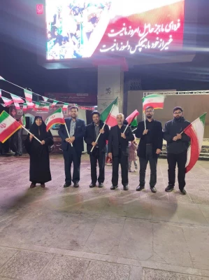 حرکت کاروان خودرویی کارکنان واحددانشگاهی سلمان فارسی شیراز 3
