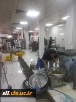 آماده سازی اقلام پذیرایی 
مراسم چهلمین روز شهادت رهبر انقلاب، دختران دبستان میناب و دیگر شهیدان جنگ رمضان 5